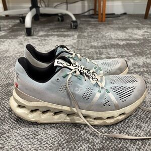 ON Cloud, Women's Cloudsurfer, Style#
3WD10442078, Size 11 Color Mineral Alo